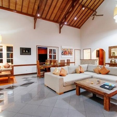Villa Kawan Sanur Exterior photo